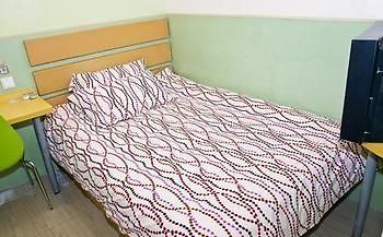 Home Inn Shanghai Shibei Industrial Park Changzhong Road Metro Station 保山 外观 照片