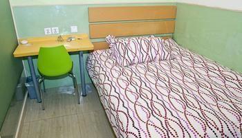 Home Inn Shanghai Shibei Industrial Park Changzhong Road Metro Station 保山 外观 照片